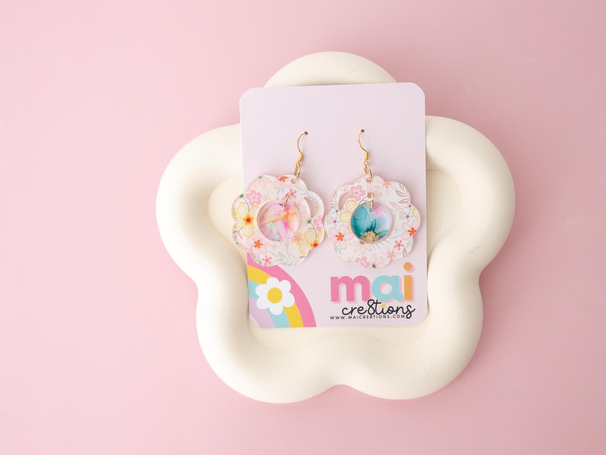 Flower Acrylic Earrings Easter Earrings for women Gift for Mom Spring Acrylic Earrings