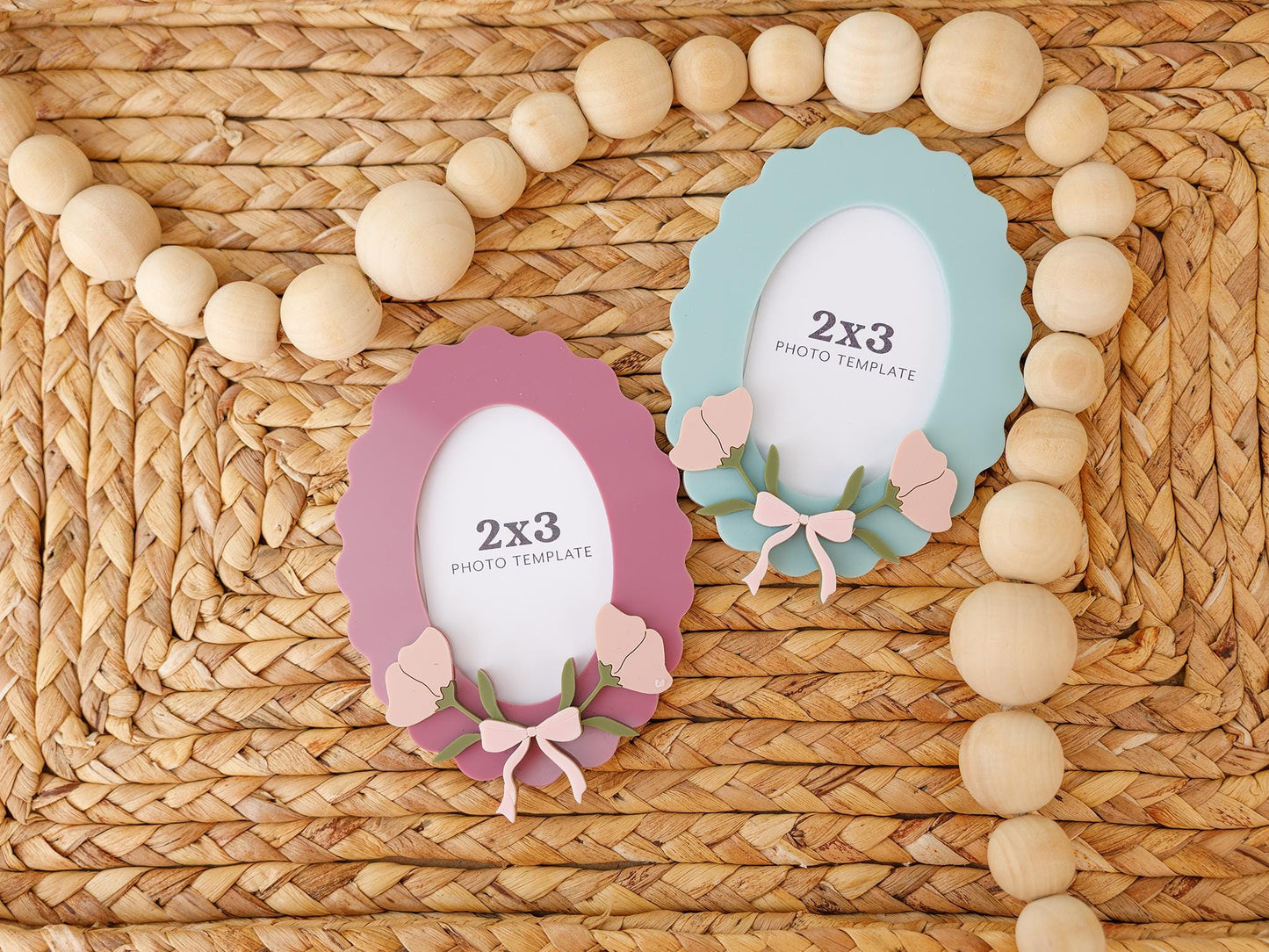 Scallop oval flower photo frame