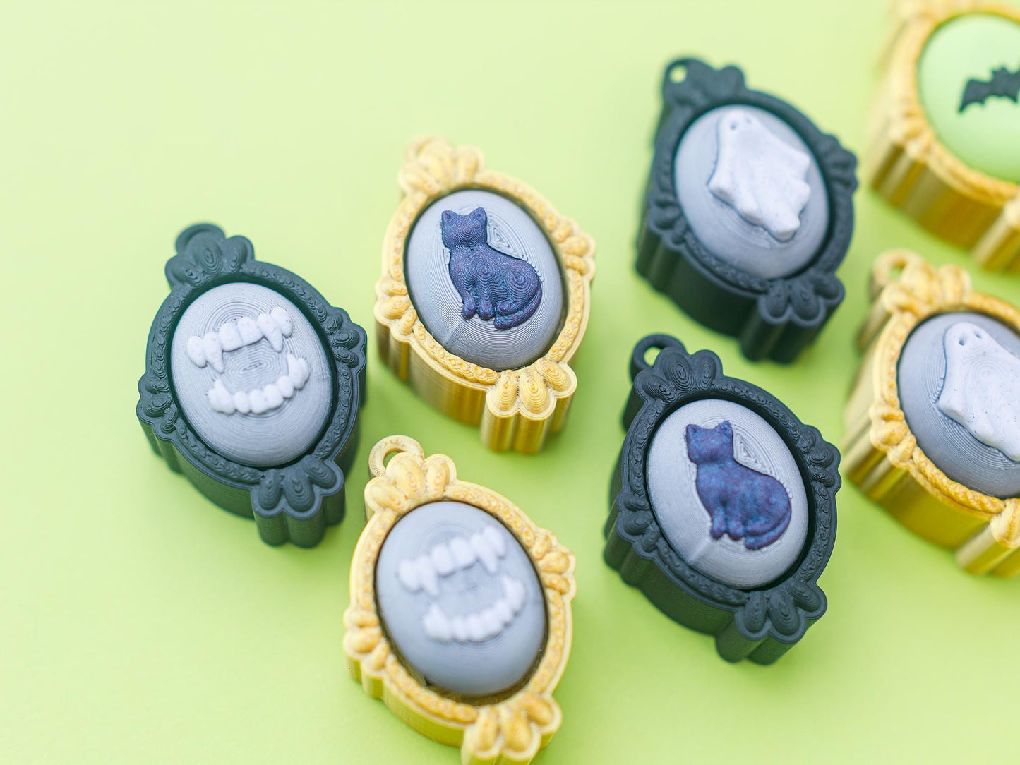 Halloween Vintage frame ghost Fidget Clicker Toy Bat Fidget Clicker