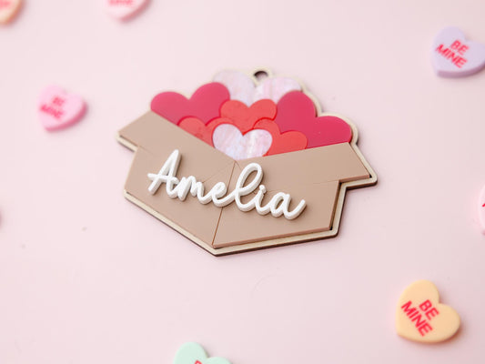 Box of hearts Valentine’s Basket Name tag for kids