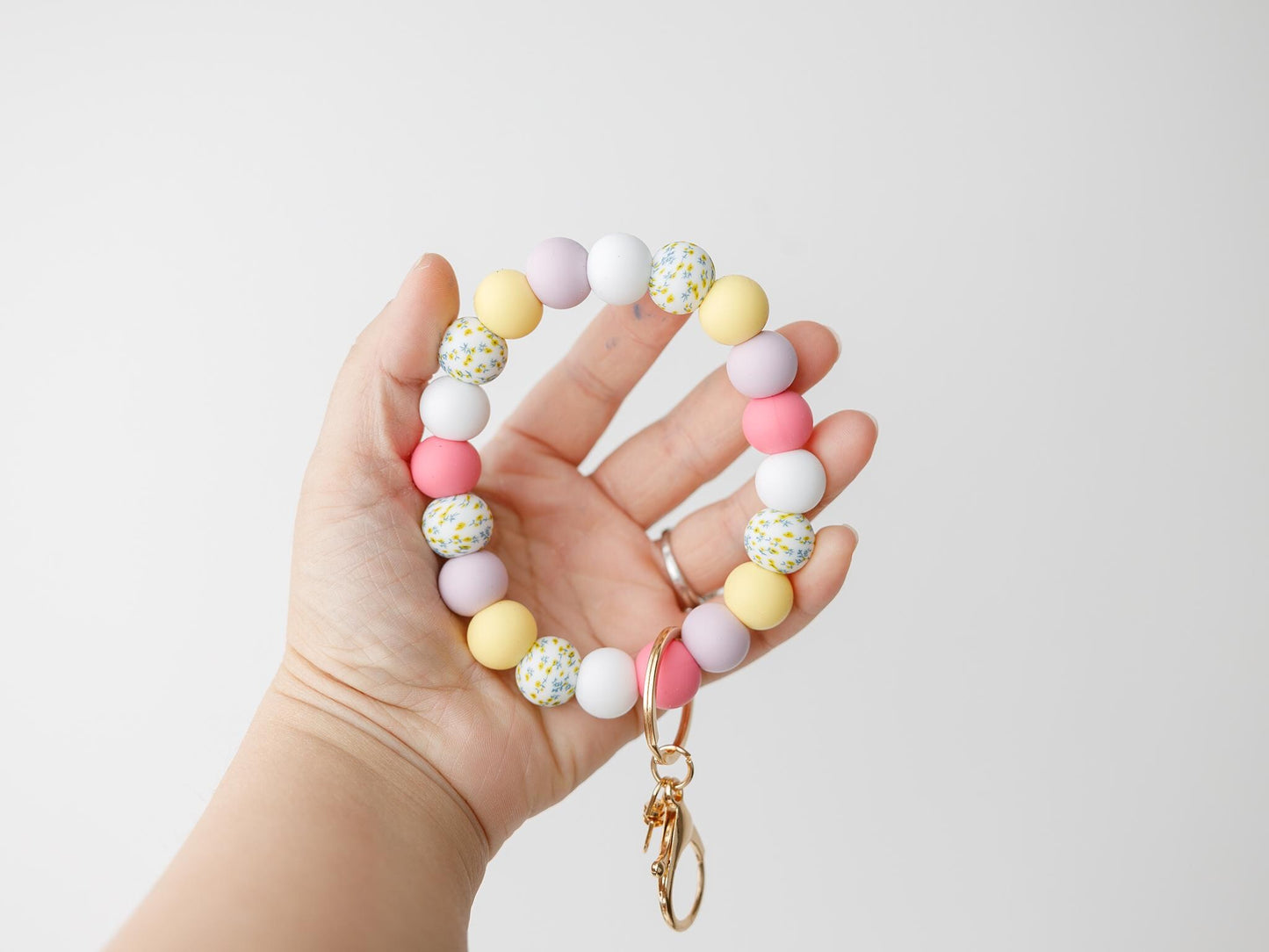 Spring Flowers beaded Wristlet keychain Gift for her Pastel Trendy wristlet