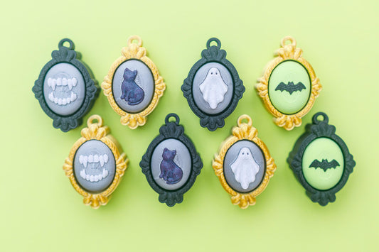 Halloween Vintage frame ghost Fidget Clicker Toy Bat Fidget Clicker