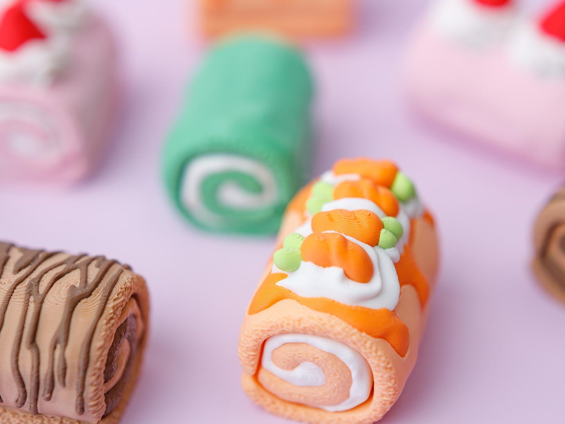 Cute cake roll Fidget clicker toy Trendy 3D printed Cute fidget clicker