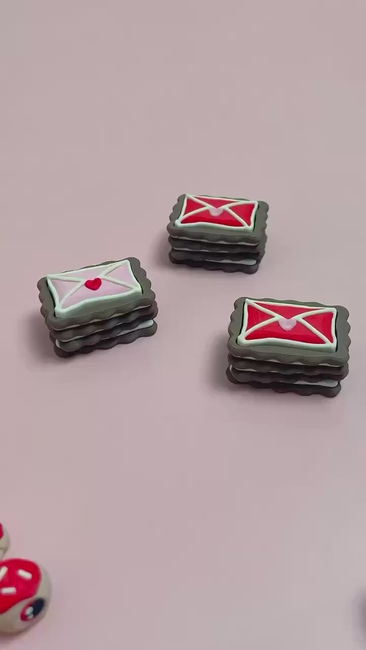 Valentine's Day fidget clicker Flexi Fidget turtle Love letter cookies fidget clicker
